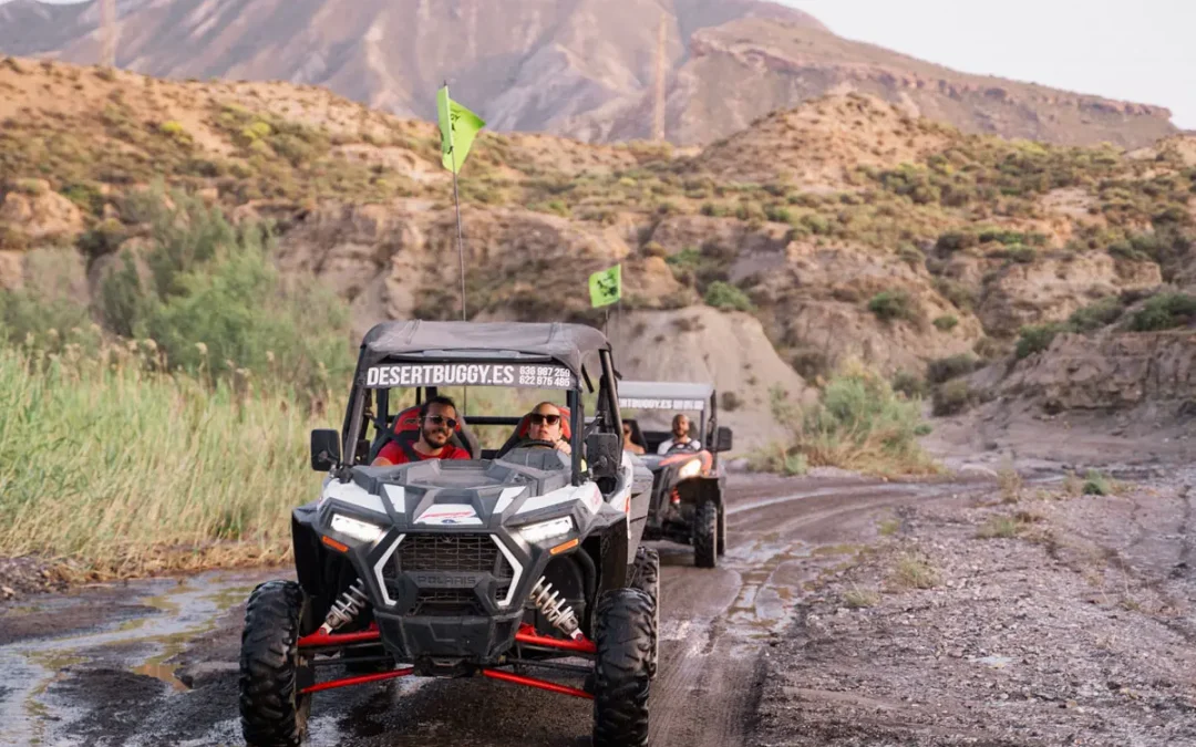 Muestra a desert buggy por el desierto de tabernas