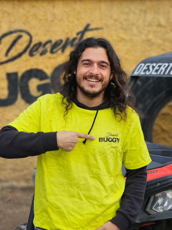 Muestra la foto de David